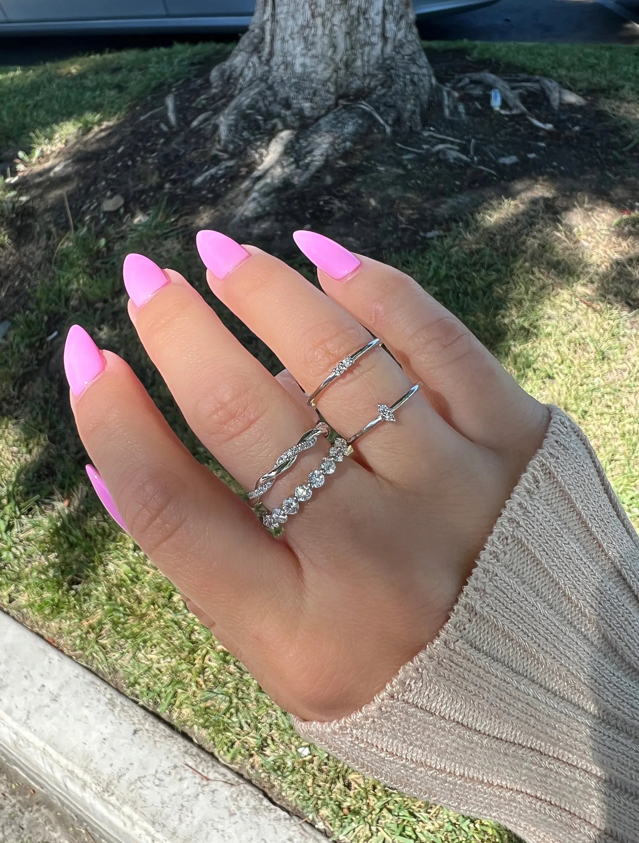 Leigh Diamond Twist Band